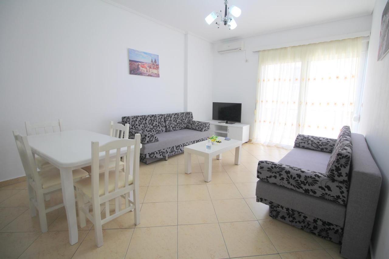 Eleana Apartments Sarande Exterior photo