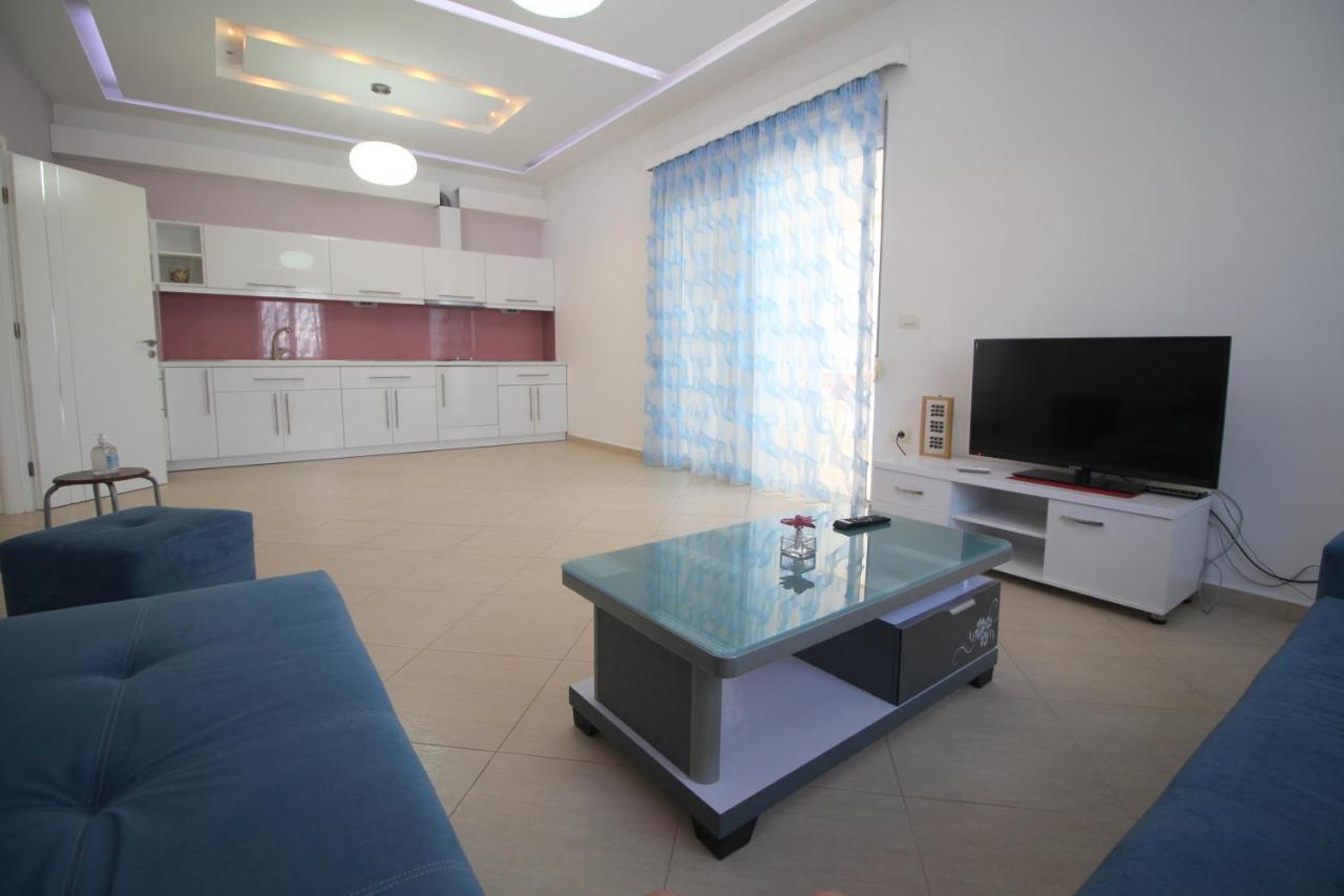 Eleana Apartments Sarande Exterior photo