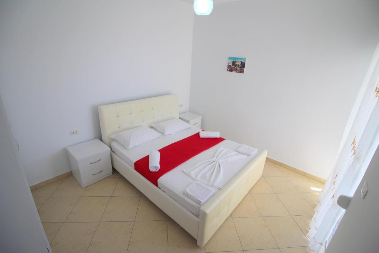 Eleana Apartments Sarande Exterior photo