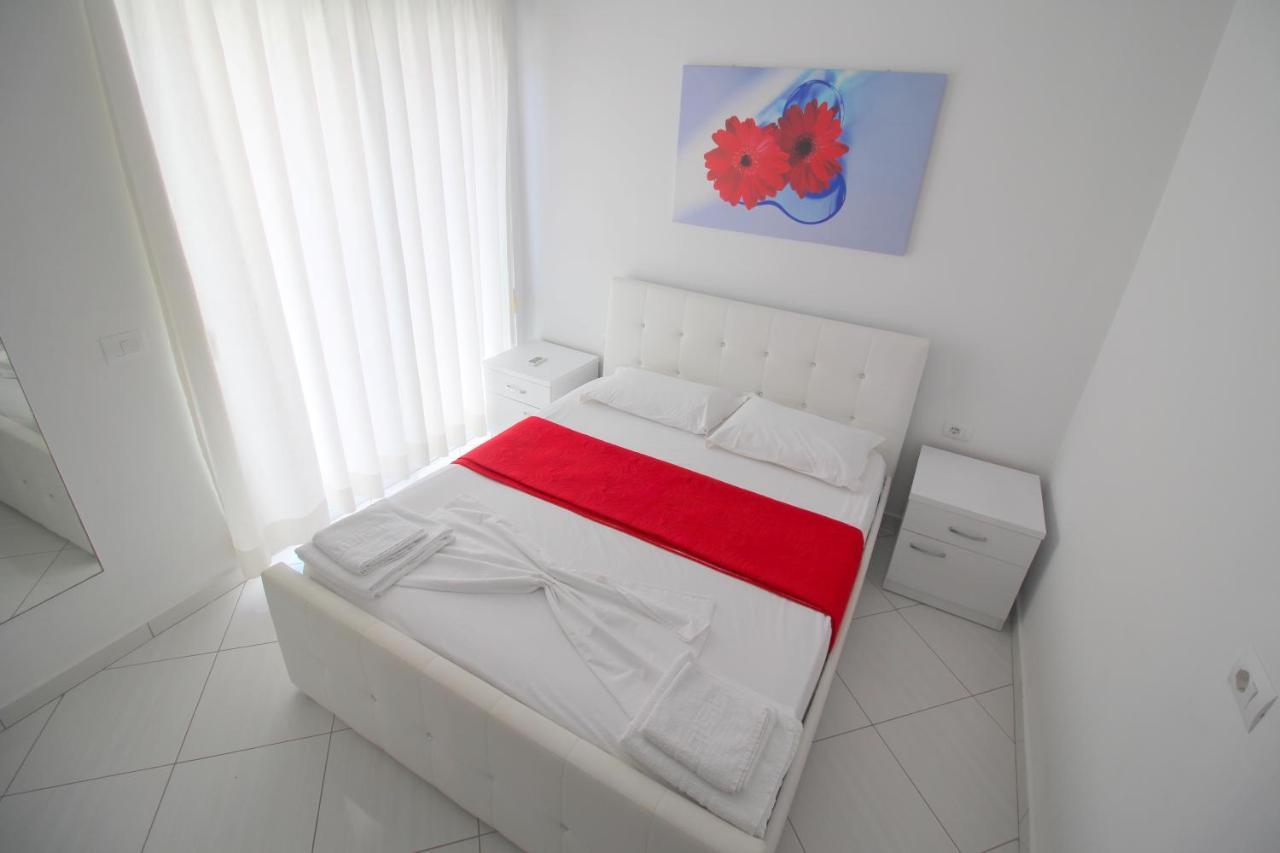 Eleana Apartments Sarande Exterior photo