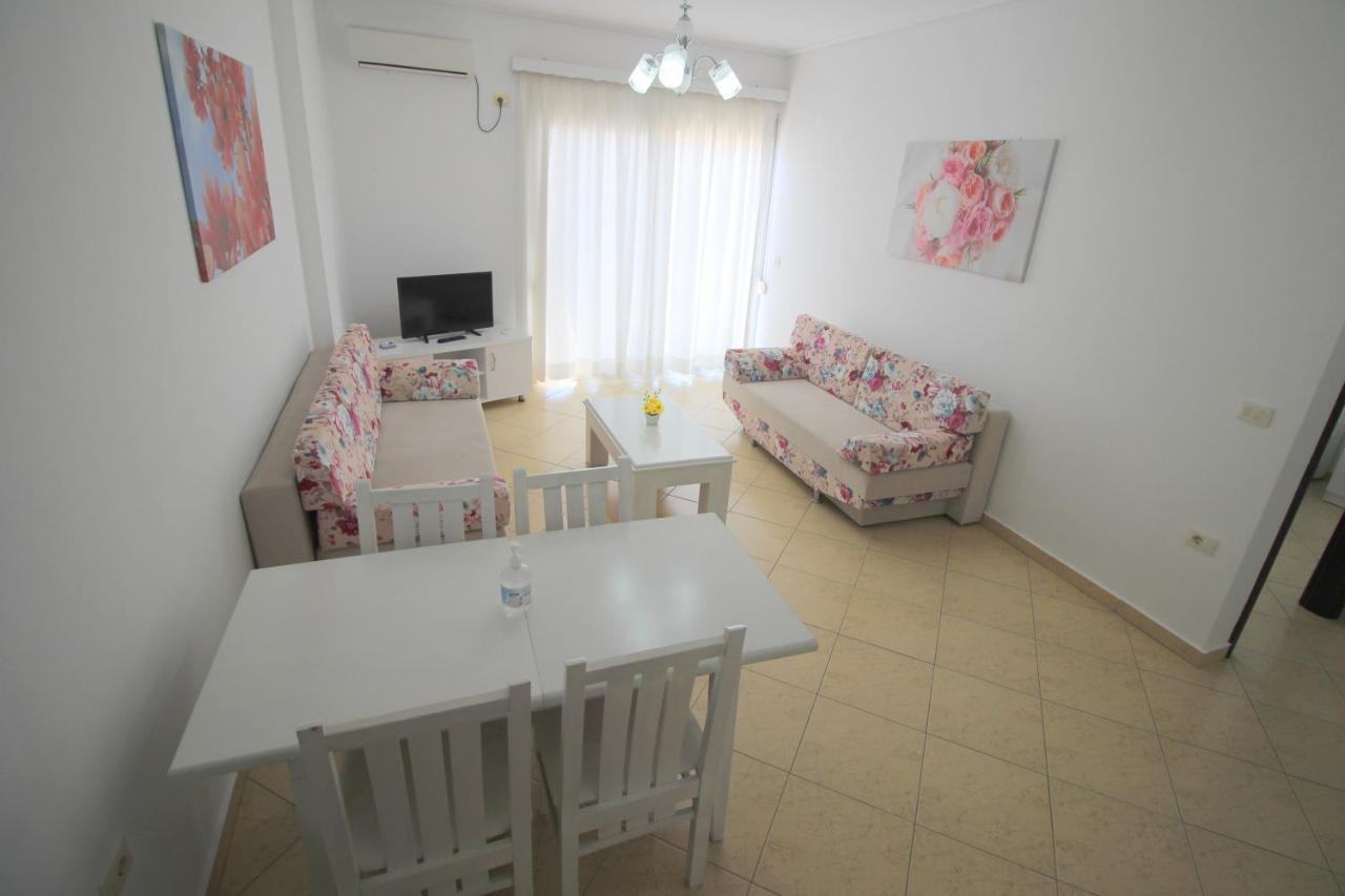 Eleana Apartments Sarande Exterior photo