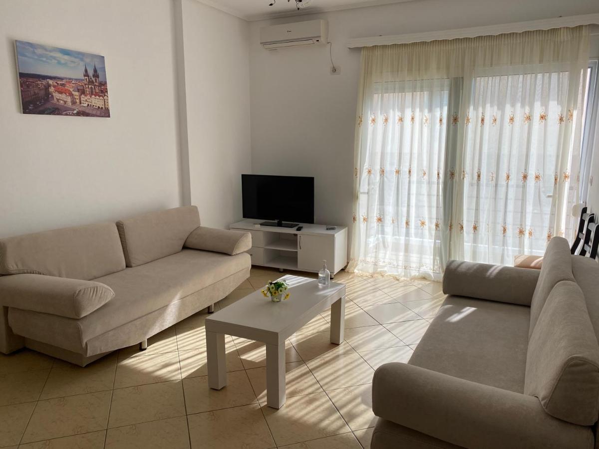 Eleana Apartments Sarande Exterior photo