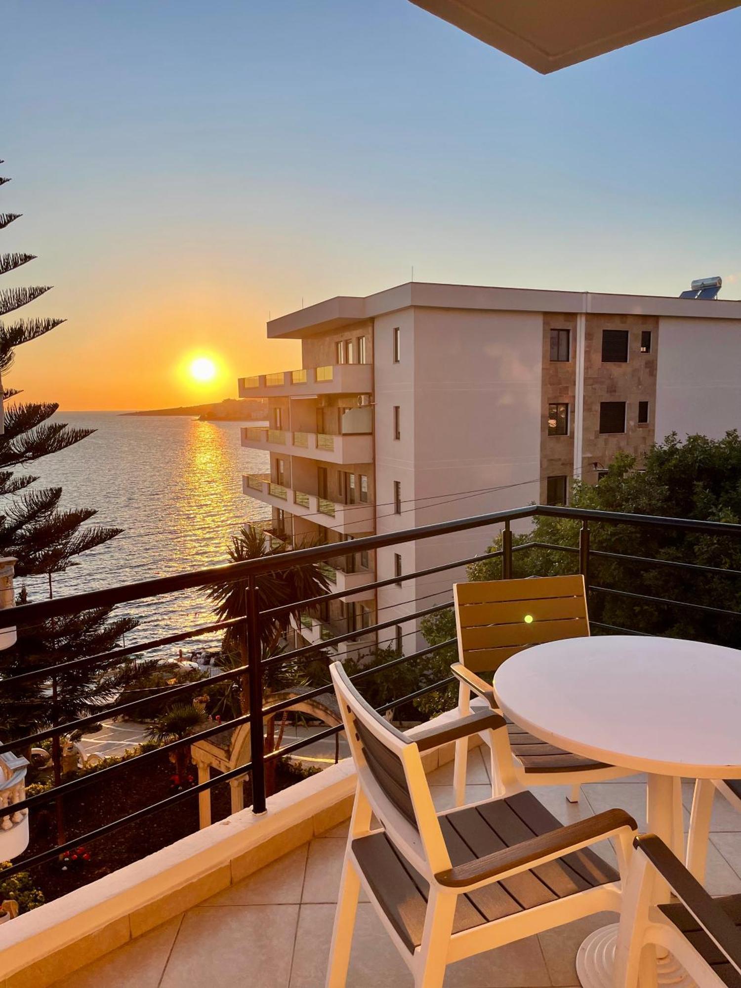 Eleana Apartments Sarande Exterior photo