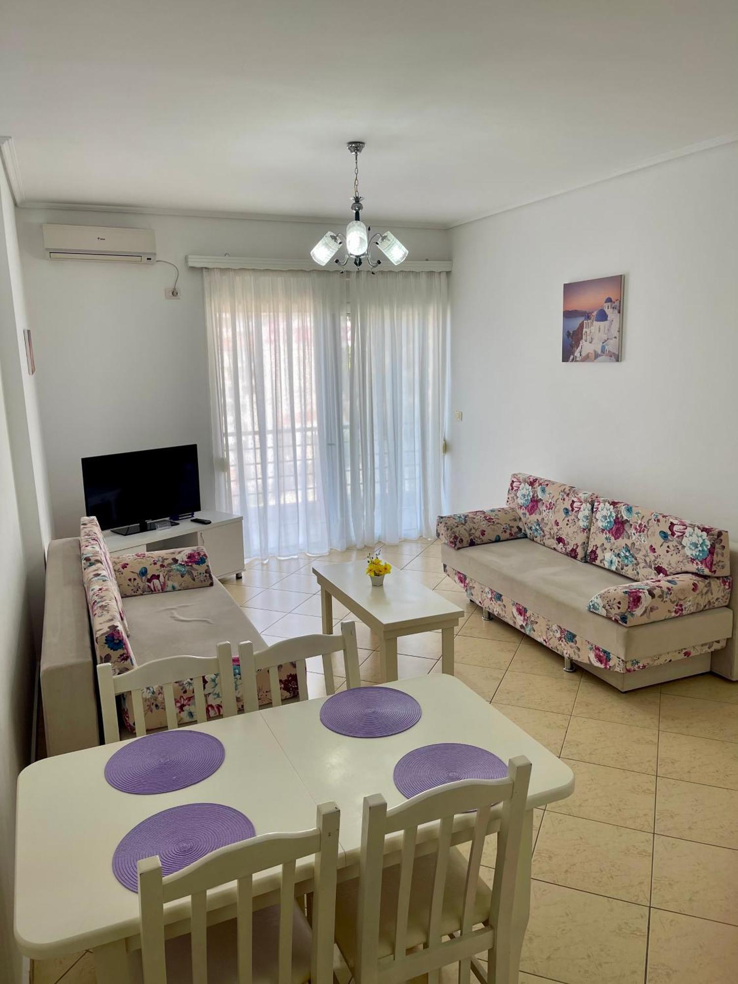 Eleana Apartments Sarande Exterior photo